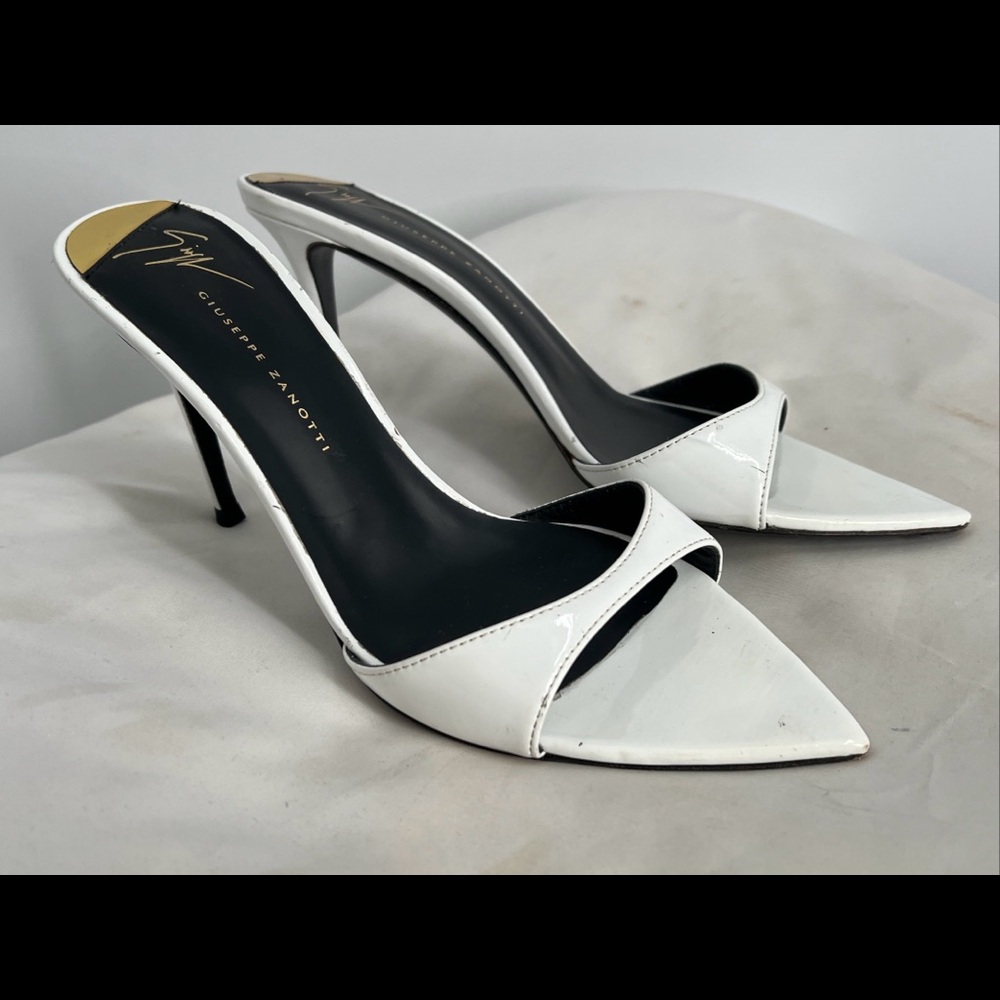 GIUSEPPE ZANOTTI Women's Pointed Open Toe Intrigo White Mule Sandals EU Size 36